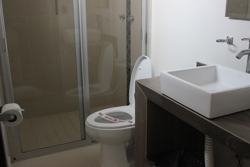 Hotel Colon Express グアダラハラ エクステリア 写真