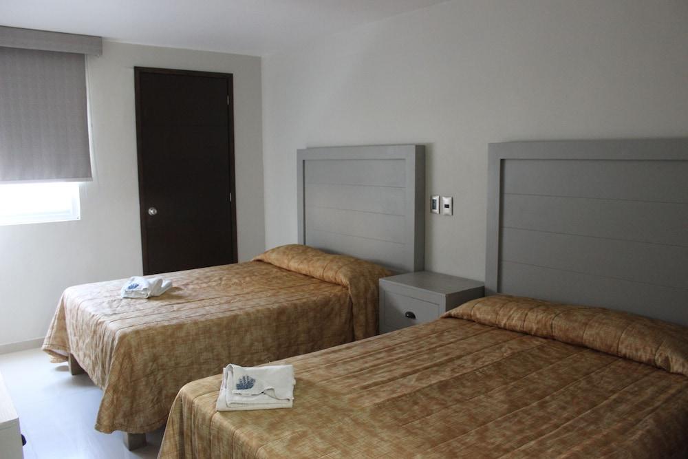 Hotel Colon Express グアダラハラ エクステリア 写真