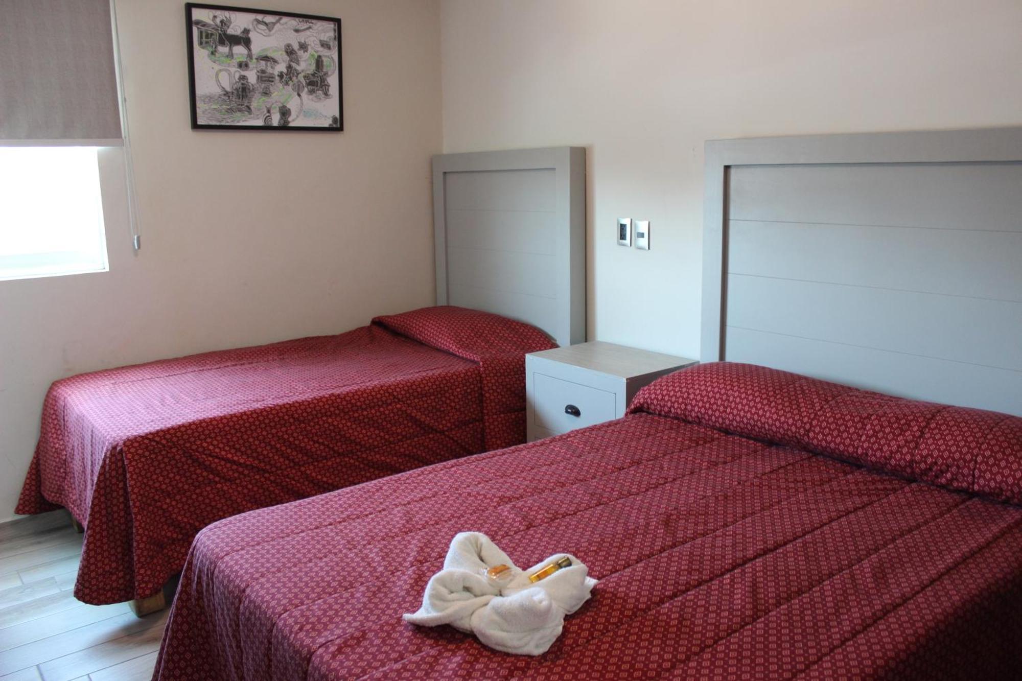 Hotel Colon Express グアダラハラ エクステリア 写真