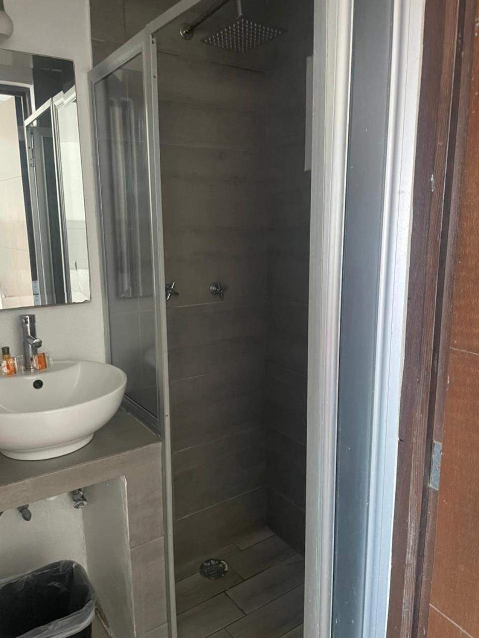 Hotel Colon Express グアダラハラ エクステリア 写真