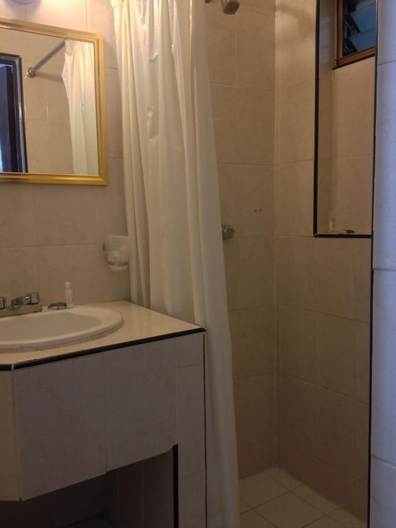 Hotel Colon Express グアダラハラ 部屋 写真