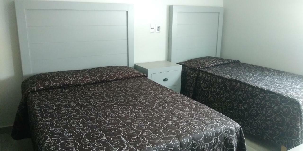 Hotel Colon Express グアダラハラ エクステリア 写真